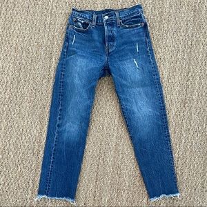 Levi’s wedgie crop size 25 worn once